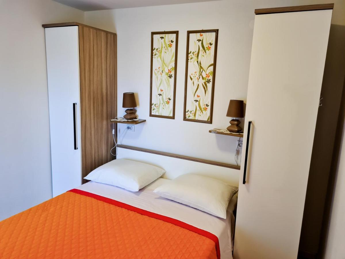 Apartmani Cesar Rtina Exteriör bild
