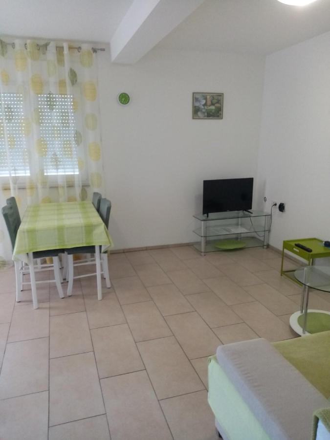 Apartmani Cesar Rtina Exteriör bild